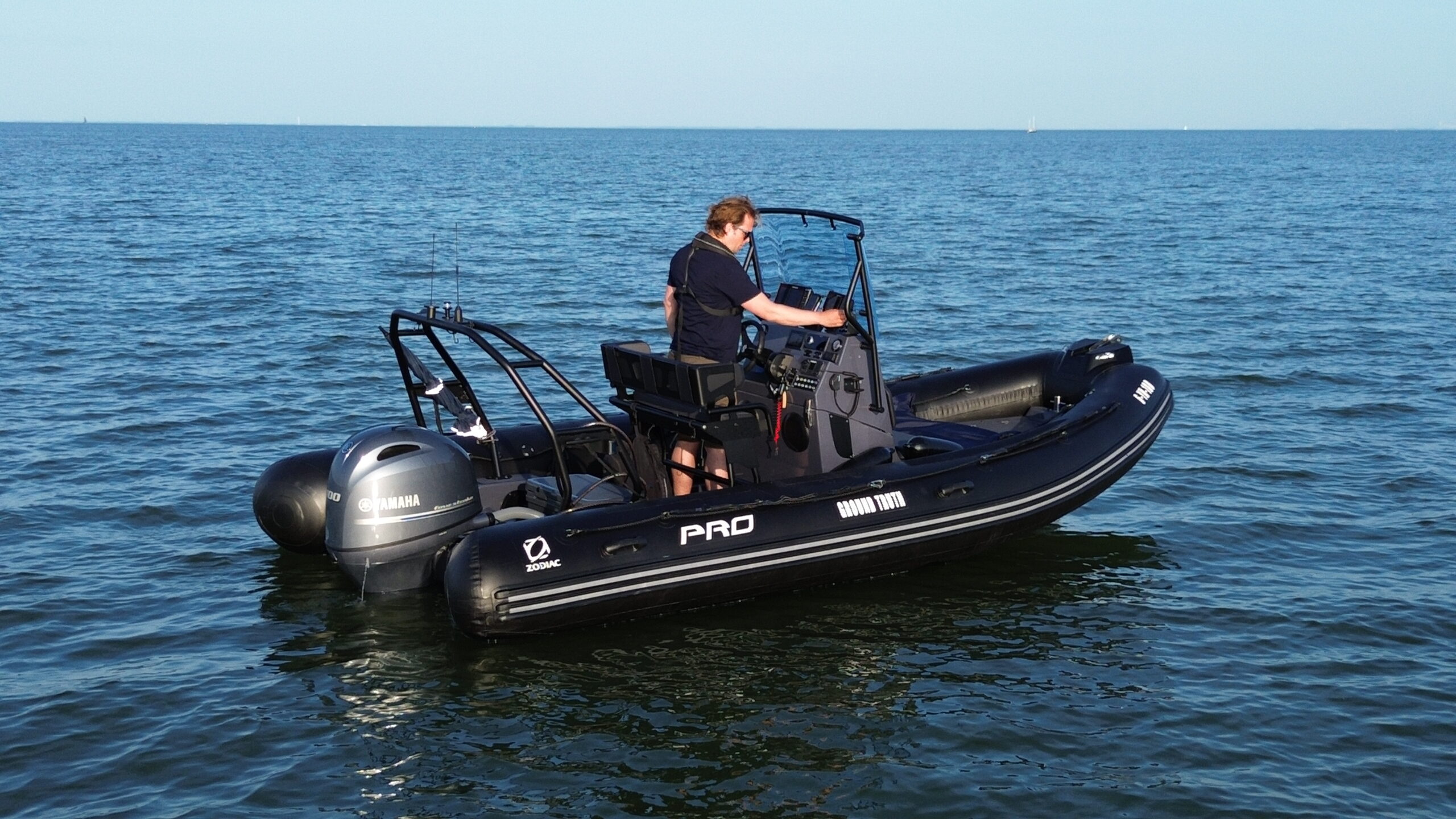 Sonar boot op open water